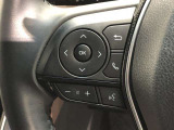 【ステアリングスイッチ】左です。ハンドルから手を離さず、運転に集中したまま手元でオーディオ操作等ができます。