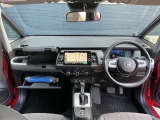 FITの人気の秘訣の一つは大きな視界で運転しやすいことです(^^)/