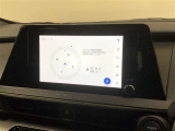 【8インチディスプレイオーディオ】各種オーディオ機能とスマホ連携機能を搭載。コネクティッドナビ対応。車載ナビ機能は搭載されていません。機能の詳細につきましては、展示店舗までお尋ねください。