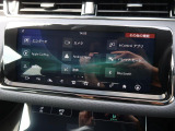 アップルカープレイやアンドロイドオートに対応!運転中にあなたがスマホでしたいことを車載ディスプレイで直接操作可能。運転に集中しながら行き方を調べたりメッセージの送受信、音楽を聴くなど多様な操作が可能!
