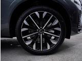 XC60 ウルトラ T6 AWD プラグイン ハイブリッド 4WD 