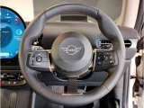 ミニ独特のゴーカートフィーリングと呼ばれる軽快なハンドリングはAT車、MT車のどちらでも楽しめます。