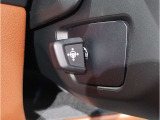 【ミラー型ETC】ETC車載器が見えない為、スタイリッシュでありながら盗難を防止。汎用ではグローブBOX内に搭載が多いのでグローブボックス内の容量確保にも繋がります。