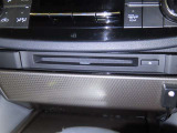 CD、DVD、ブルーレイの再生ができます。