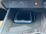 ◆◆◆ワイヤレス充電にも対応しています。スマートフォンを置くだけで充電できます。