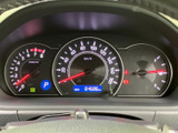 速度計や燃料計などがまとまり、運転に必要な情報をひと目で確認しやすいレイアウトです。各メーターの表示が見分けやすく、走行中も必要な情報を把握しやすい装備です。