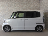 オプションになりますが、ボディーコーティングもご用意しております。新車の輝きに近づき、洗車などのお手入れも楽になりますよ。