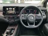 車の事分からなくても運転席に座ってみると何となく良い感じ!とかイマイチだな、とか感じます。だからこそ是非ご自身の目で手で体で実際に触れて頂きたいのです。