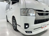 フォグランプ装着車です。暗い夜道の車両前方を明るく照らします