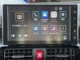 多彩な機能を備えたディスプレイで、快適なドライブをサポートします。ラジオ、CD、Bluetoothなど、お好みの音楽を楽しめます。