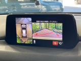 【360&deg;ビューモニター】専用のカメラにより、上から見下ろしたような視点で360度クルマの周囲を確認することができます☆死角部分も確認しやすく、狭い場所での切り返しや駐車もスムーズに行えます。