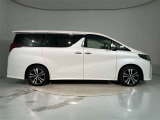 「こんな車屋さんがあるんだ!」、「おもしろい!」と感じていただけましたら、私どもも大変うれしく思います。ご来店のご感想、お待ちしております。