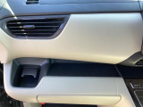 ご成約のおクルマ全て、エンジンオイルを交換してご納車させていただきます!また、点検時に消耗品の状態確認も行い必要に応じて新品交換させていただきます!