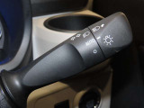 【トヨタ認定中古車の安心1】中古車をキレイで気持ちよくお乗りいただけるよう、トヨタ認定中古車はしっかりクリーニング。エンジンルームからシートを外した洗浄まで、目に見えない部分も徹底的に洗浄しています