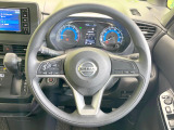【ステアリングスイッチ】運転中、前方から目線をそらすことなく、オーディオ等の操作が可能な便利機能!安心&快適なドライブを演出してくれます♪