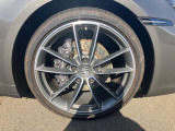 【GLIONグループ GSQUARE】の車輌をご覧頂き、誠にありがとうございます。お客様にピッタリなお車を弊社スタッフがご案内させて頂きます。