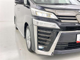 フォグランプ装着車です。暗い夜道の車両前方を明るく照らします