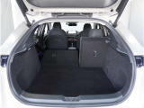 【シートアレンジ】多彩なシートアレンジができるので人を乗せたり荷物を載せたり自由自在。アナタ好みのシートアレンジをお楽しみ下さい。