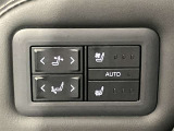運転席の操作箇所です。ぜひ一度ご来店のうえご覧になってみてください♪