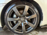 日産ホイール♪245/35R20ノーマルタイヤ装着車♪各種アルミホイールや、スタッドレスタイヤも取扱いしております。是非ご相談ください♪