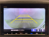 リアカメラ付で、後方をナビ画面で確認。車庫入れも安心です。もちろん、バックギアと連動しています。