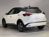 【ワイド保証】日産販売店の中古車には、無料で保証が付いています。走行距離無制限で、無料保証期間は1年間から。品質に自信があるから実現した、日産ならではの保証です。