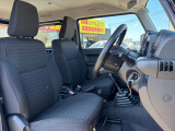新品ナビもお車ご購入時にオプションで付けて頂けます♪様々な機能があり目的地までのルート案内等をしてくれますので道に迷うことなく目的地まで到着できます♪
