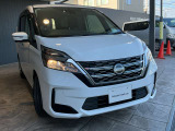 明るくて見やすいヘッドライト夜間の運転も安心です☆