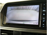 バックガイドモニターで、後方を確認しながら安心して駐車することができます。運転初心者も熟練者も必須の機能ですよ!