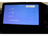 Bluetoothオーディオ再生、地デジ(フルセグ)対応。CD・DVDプレイヤーも装着しています☆