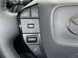 ステアリングスイッチ装備!運転しながら手元でオーディオの操作などができます。