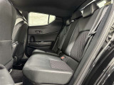 ゆとりある広々とした車内空間は、ドライブを始め買い物やレジャーなど、幅広く活躍します。一人でもみんなとでもお出かけを楽しみましょう!