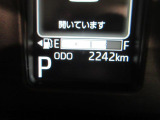 たとえばダイハツのお店にある、たくさんのスマアシ搭載車は、正常に作動する事をしっかり確認します。