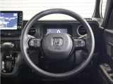 ◆ハンドル全体◆各種スイッチがハンドルから手を放さず操作できるので運転中でも楽に操作できます。