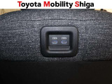 運転席シ-トバックにもUSB接続機能が装備されています。携帯電話の充電などに便利です。