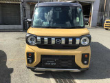 スタイリッシュなフロントマスク!