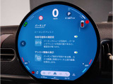 MINIのメーターパネルは円をコンセプトにデザインされております。おしゃれで愛嬌のあるMINI独自のデザインに惹かれる方は数多くいらっしゃいます。