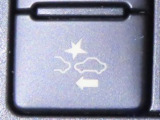 衝突被害軽減ブレーキを装備しております。
