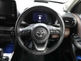 各操作スイッチなどもハンドルから手を放すことなく操作可能で安全運転に支援いたします!