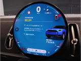 『運転』に対するBMWのこだわりはメーターパネルにも表れております。視野性の良いメーターパネルは疲労感の軽減と、運転の楽しさをもたらしてくれます。