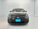 VWは小さな車も、大きな車も、平等です。クラスによって品質や安全性に差を付けない。ボディ剛性と精度、重厚なドアの音はどの車種も共通です。是非一度体感してみて下さい。