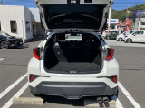 広々としたラゲージスペースを備えています。大きなものや長さのある荷物もしっかりと積み込めます。