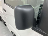 ご納車前に納車点検(法定12ヶ月点検相当)を実施し、基本性能に関わる機能や状態を徹底的に点検します。
