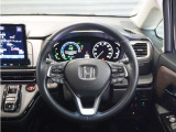 ◆ハンドル全体◆各種スイッチがハンドルから手を放さず操作できるので運転中でも楽に操作できます。
