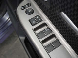 ◆パワーウィンドウスイッチ◆運転席から全席の窓の開閉操作を行うことが出来いつでも換気ができます!