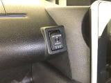 充電用USB端子とオーディオ用USB入力端子が設置されています。