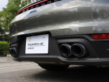 重厚な迫力あるダイナミックなスポーツカーサウンドを響かせるスポーツエグゾーストシステム