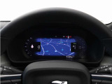 Google アシスタントを呼べば、友人や家族、会社の同僚への連絡や、車内環境の調整も思いのまま。ルート案内やエンターテイメント機能を利用する際も、ステアリングから手を離す必要はありません。
