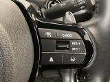 【アダプティブ・クルーズ・コントロール】予め設定した車速内でクルマが自動的に加減速。 前走車との適切な車間距離を維持しながら追従走行し、高速道路でのドライバーの疲労を軽減してくれる嬉しい機能付♪