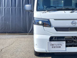日産カードにご加入いただくとスーパーレスキューコール24が付き24時間安心サポート、全国の日産販売会社で整備・部用品が5%割引でき、とてもお得です。